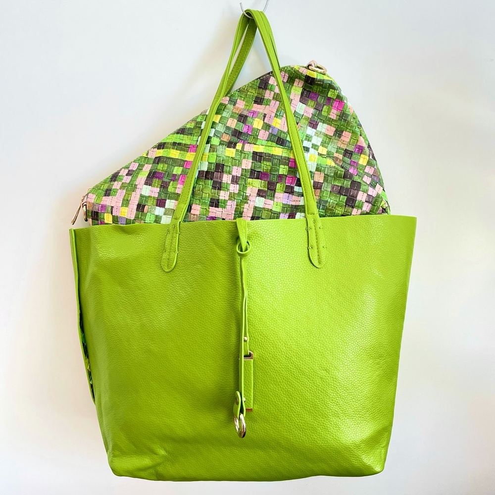 2 in 1 Reversible Green Weave Tote